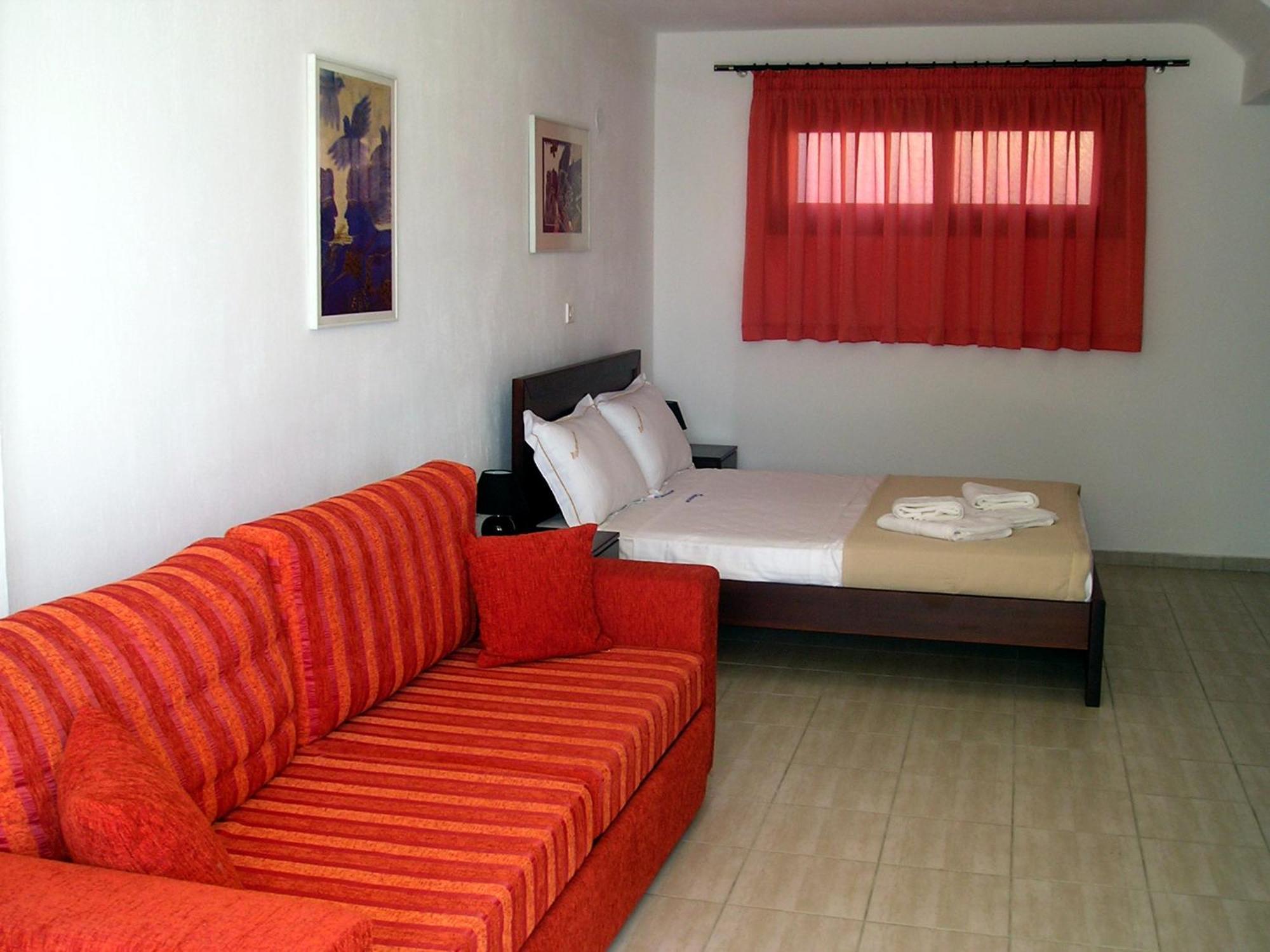 Golden Beach Inn Chrysi Ammoudia Habitación foto