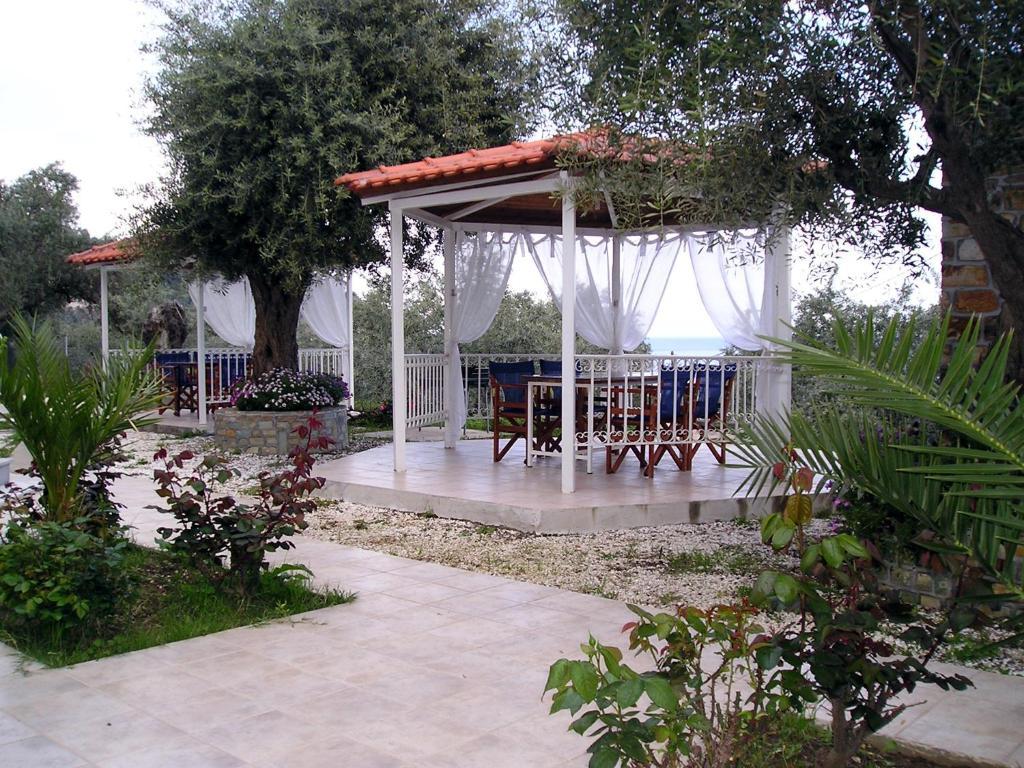 Golden Beach Inn Chrysi Ammoudia Habitación foto